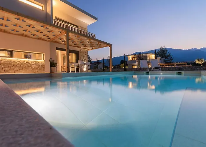 White Nest 里托楚伦